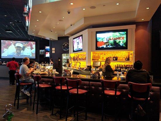 Zone 8 Sports Bar & Grill